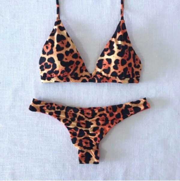 SCRUNCH BIKINI TRIANGLE ANIMAL PRINT SET TOP / BOTTOM